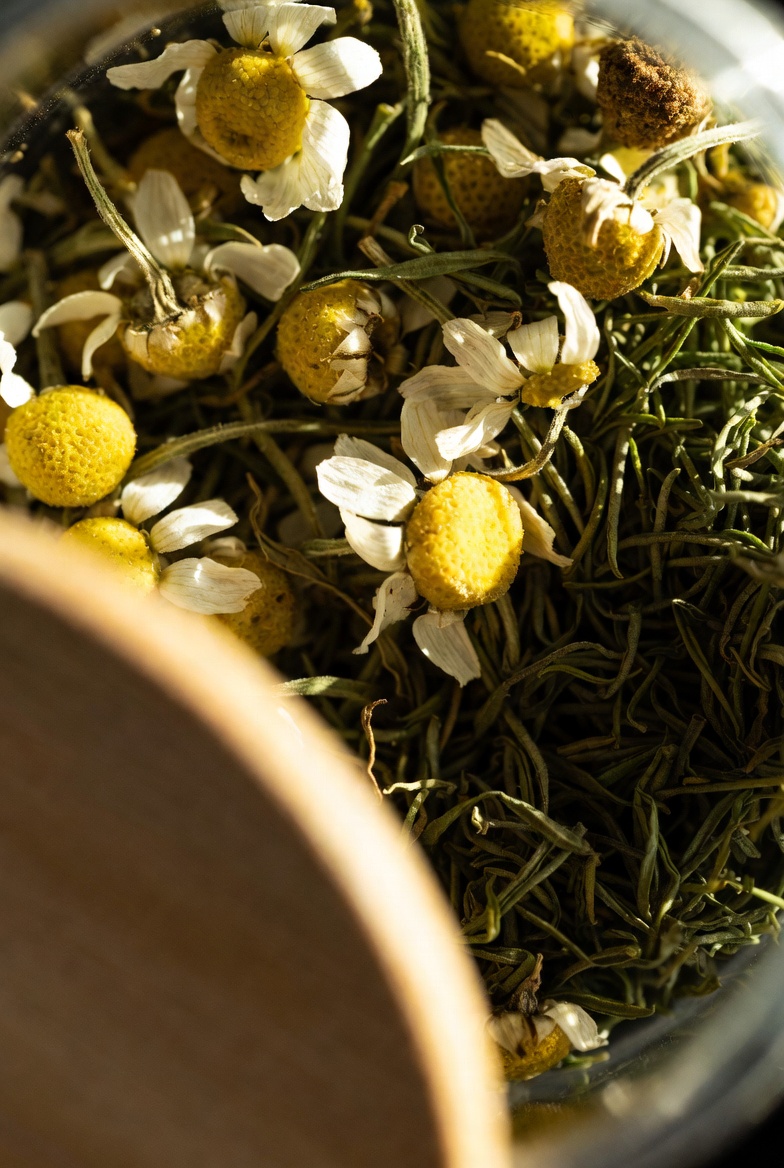 Dried chamomile